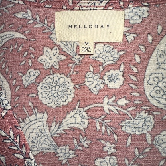 Dress shirt - Picture 2 of 2